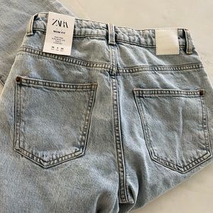 Zara Mom Fit Jeans